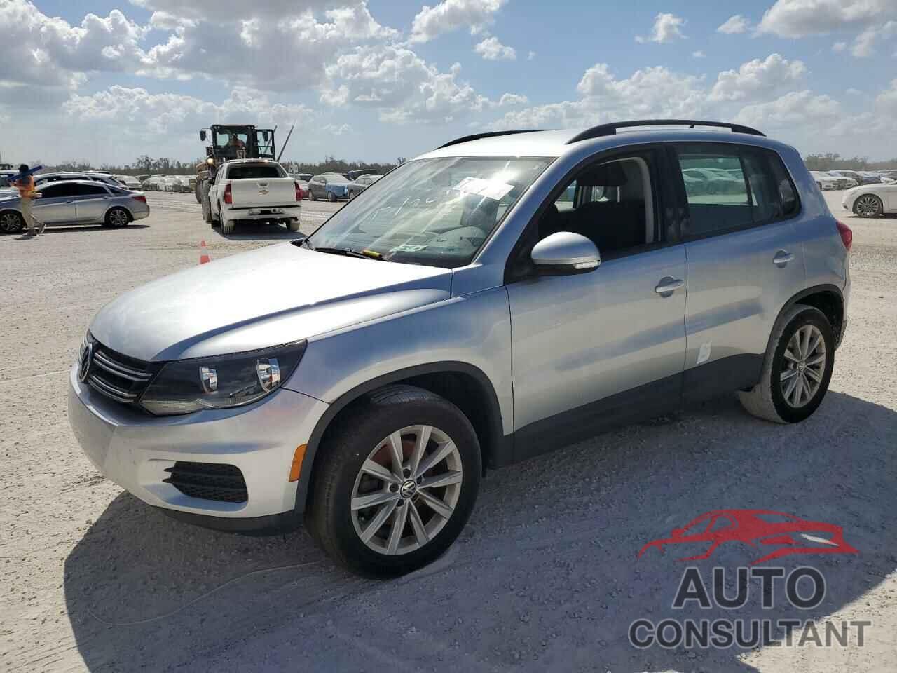 VOLKSWAGEN TIGUAN LIM 2018 - WVGAV7AX2JK001002