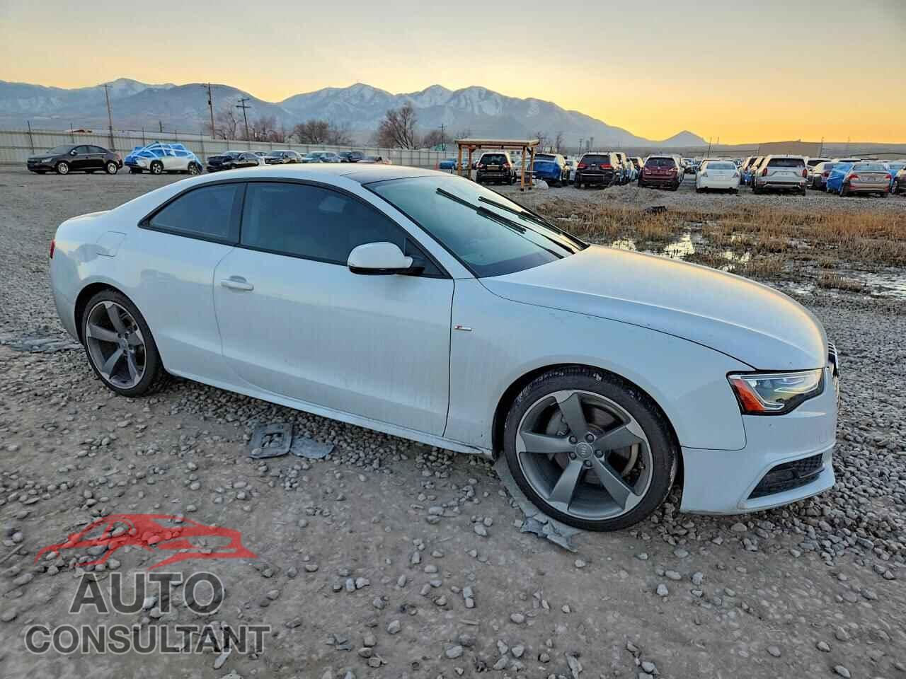 AUDI A5 2014 - WAUWFAFR7EA026789