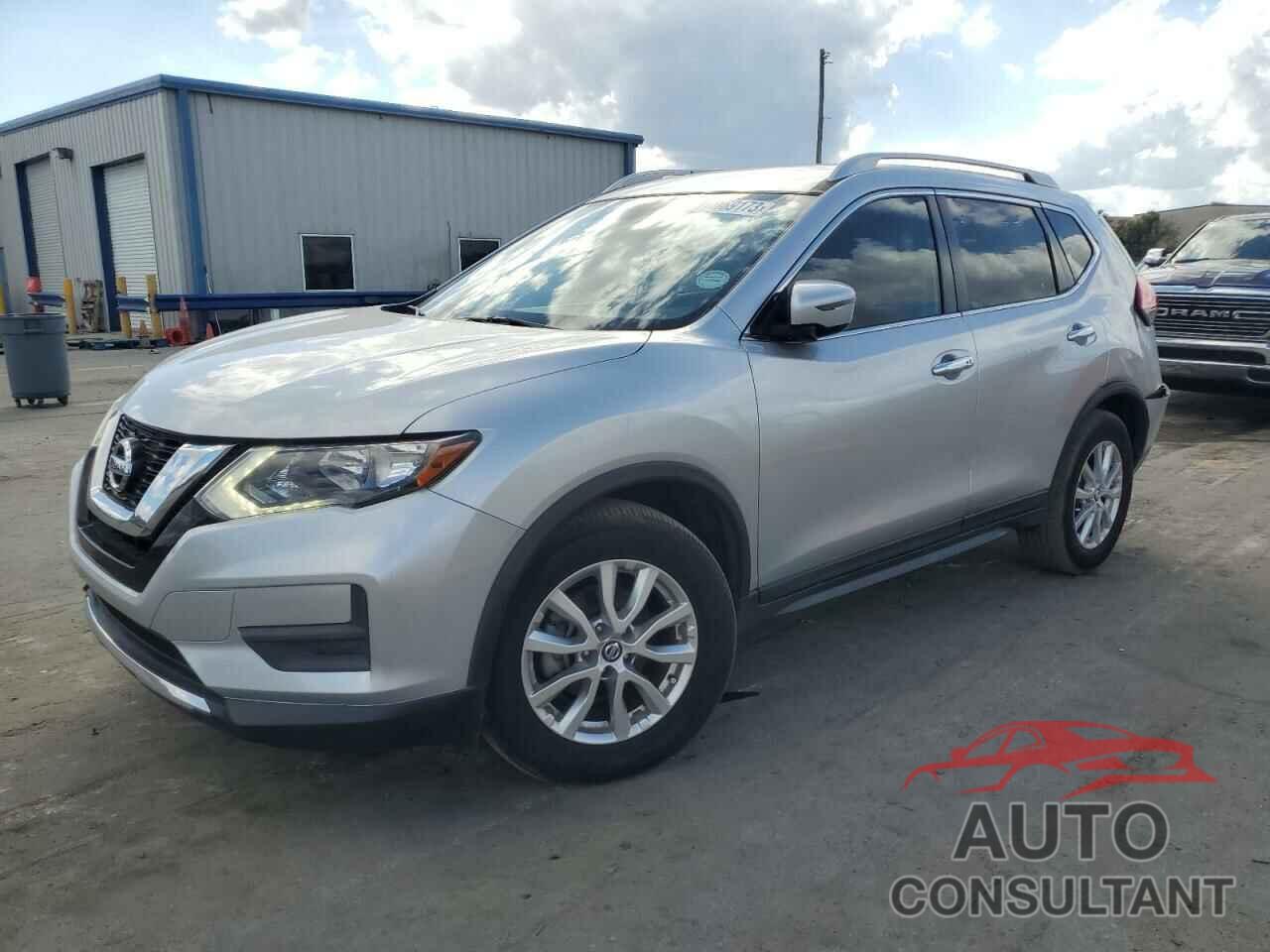 NISSAN ROGUE 2017 - JN8AT2MT5HW381899
