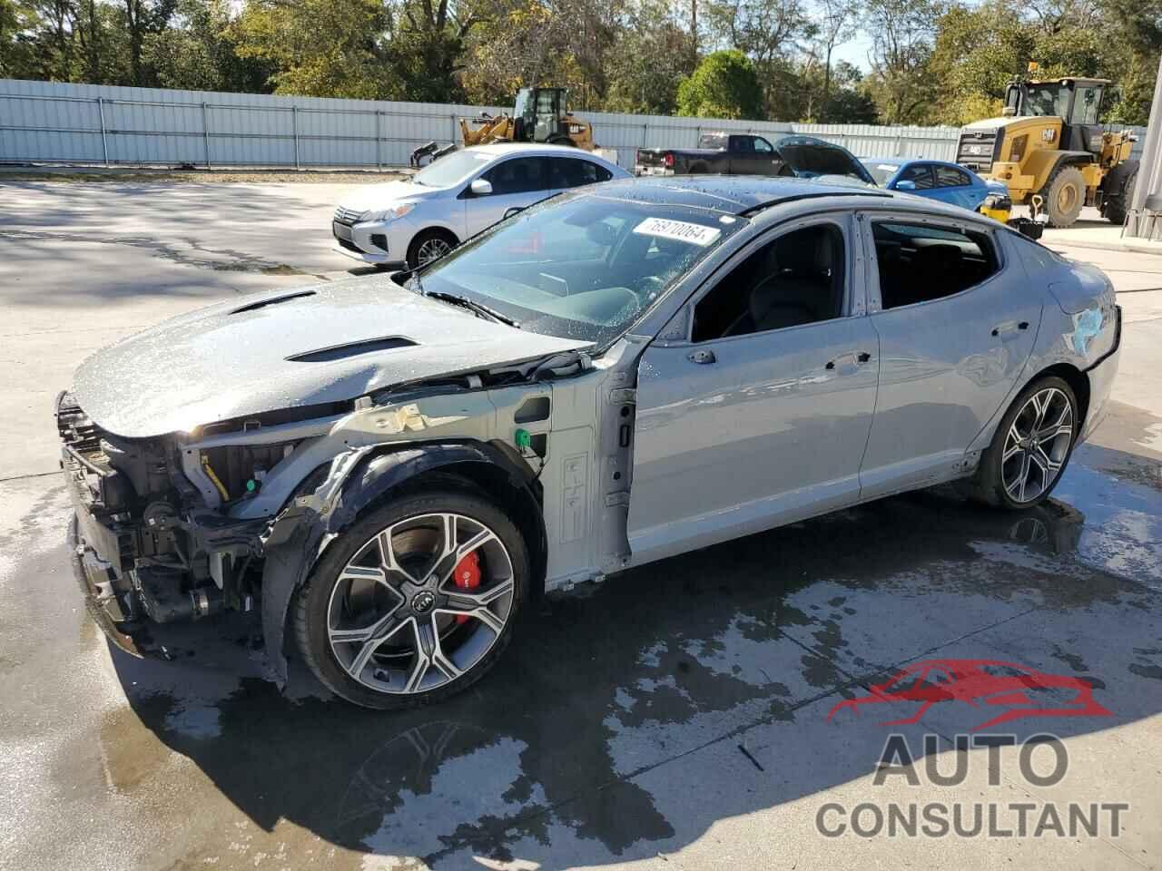 KIA STINGER 2018 - KNAE45LC4J6039277