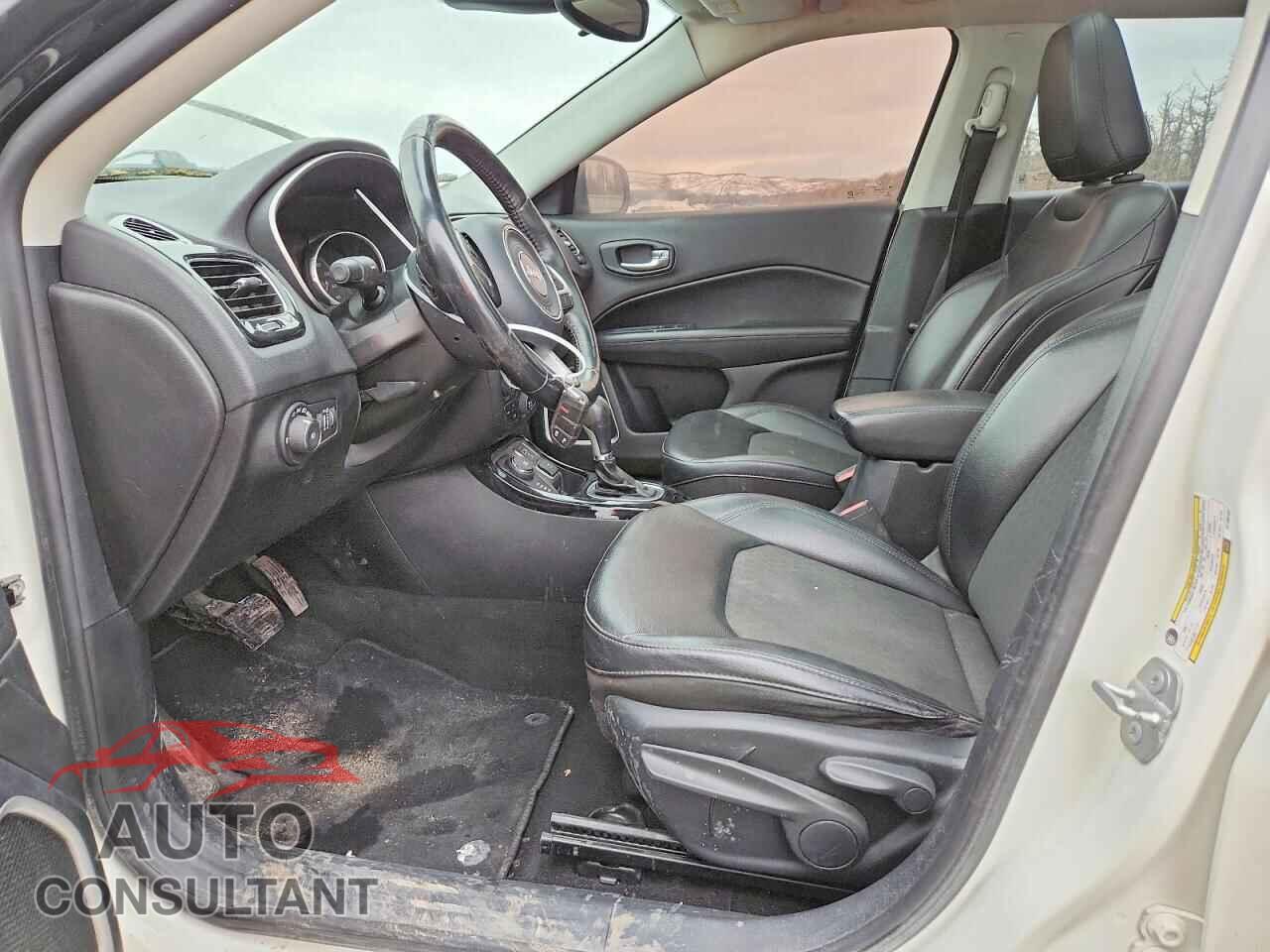 JEEP COMPASS 2019 - 3C4NJDBB2KT768187