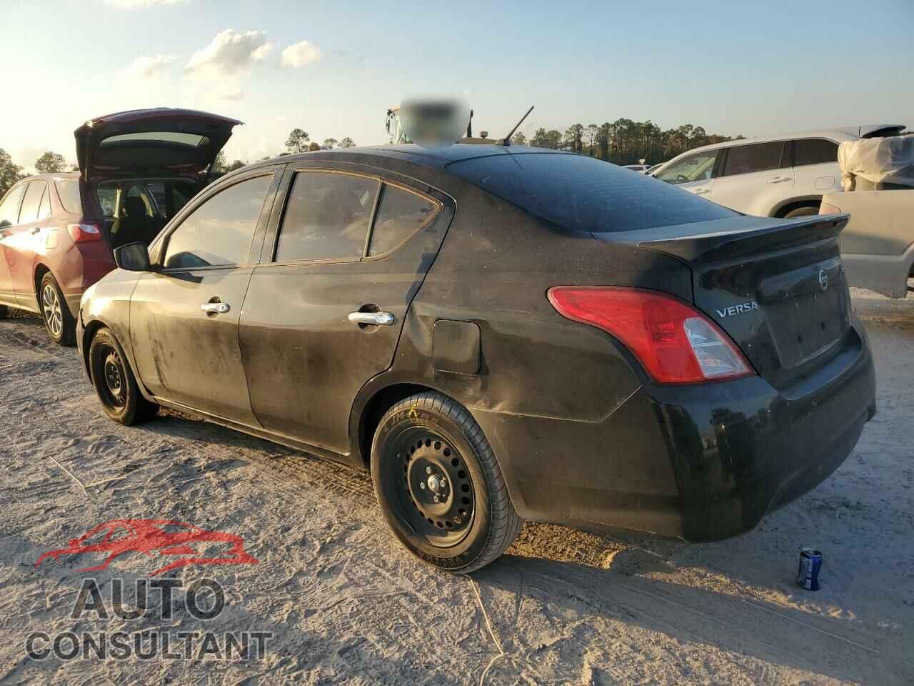 NISSAN VERSA 2017 - 3N1CN7AP1HL801685