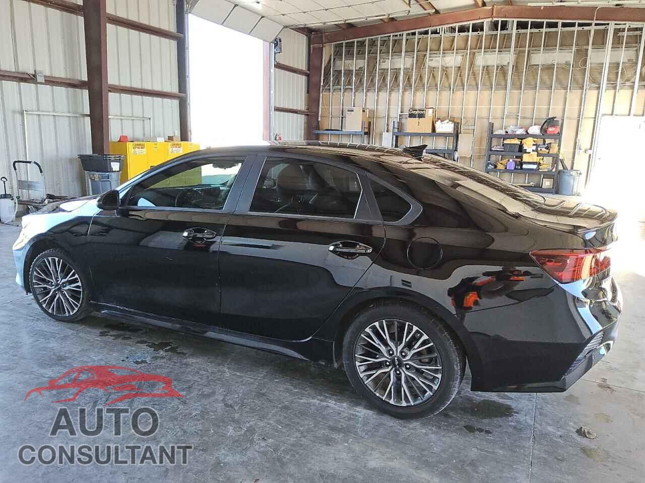 KIA FORTE 2023 - 3KPF54AD0PE643938