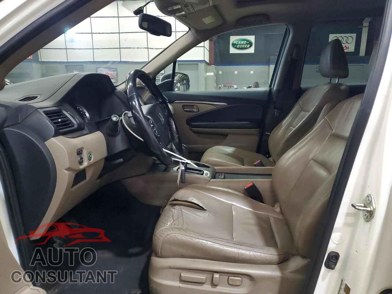 HONDA PILOT 2016 - 5FNYF6H55GB013374