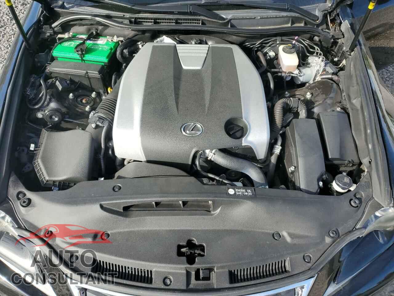 LEXUS IS 2014 - JTHBE1D23E5004838