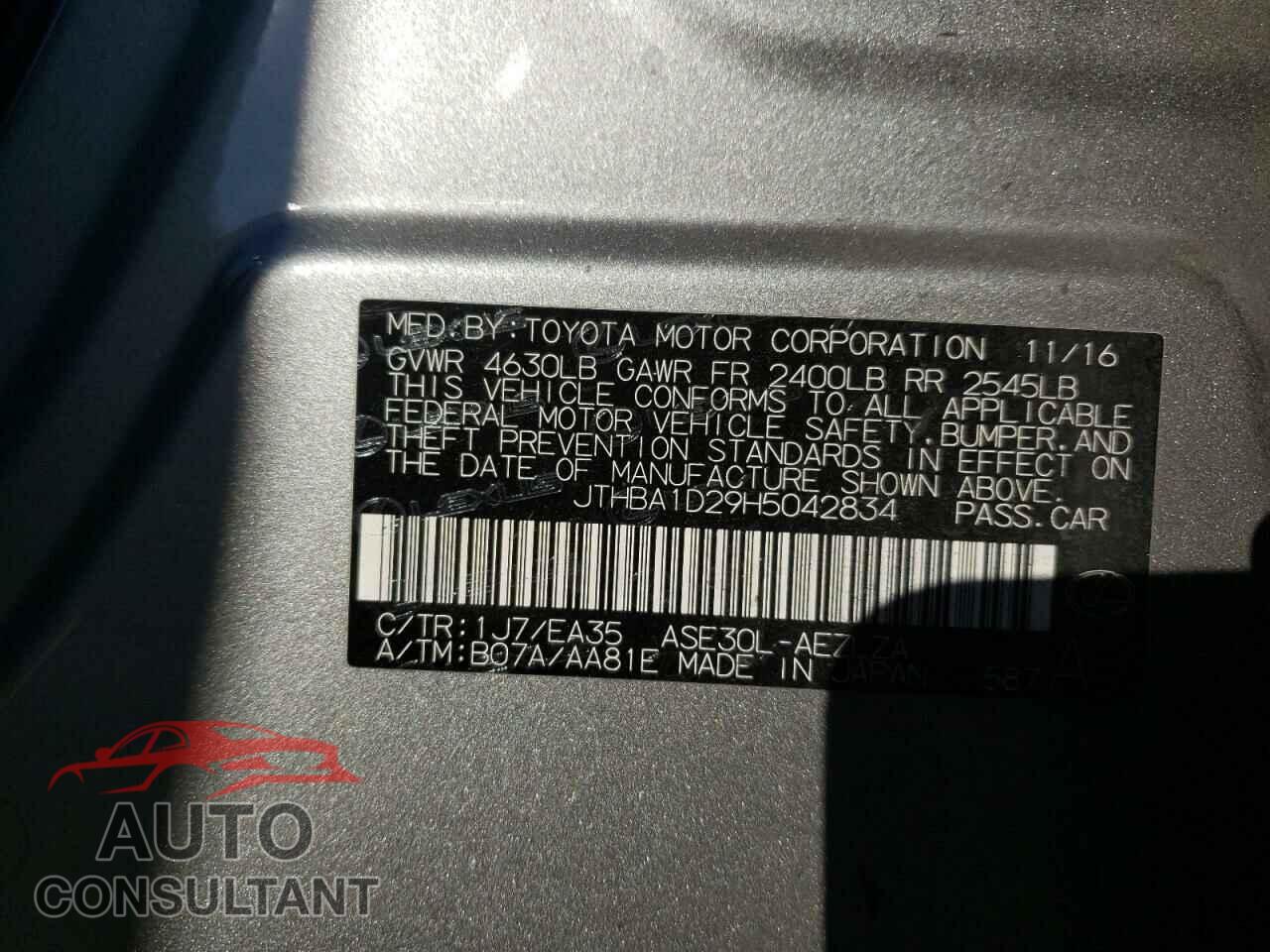 LEXUS IS 2017 - JTHBA1D29H5042834