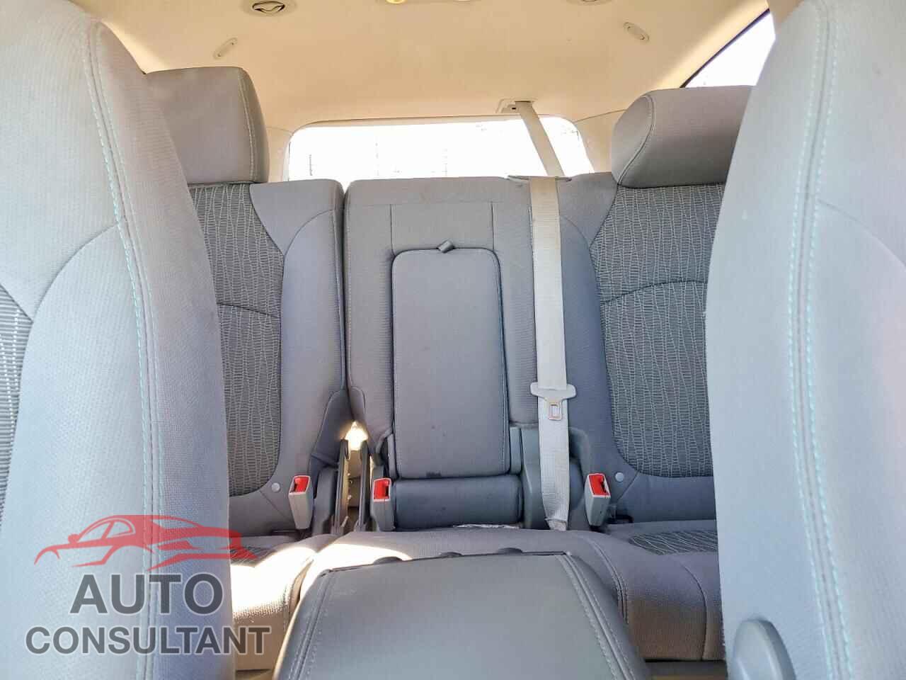 CHEVROLET TRAVERSE 2014 - 1GNKRFED0EJ284526