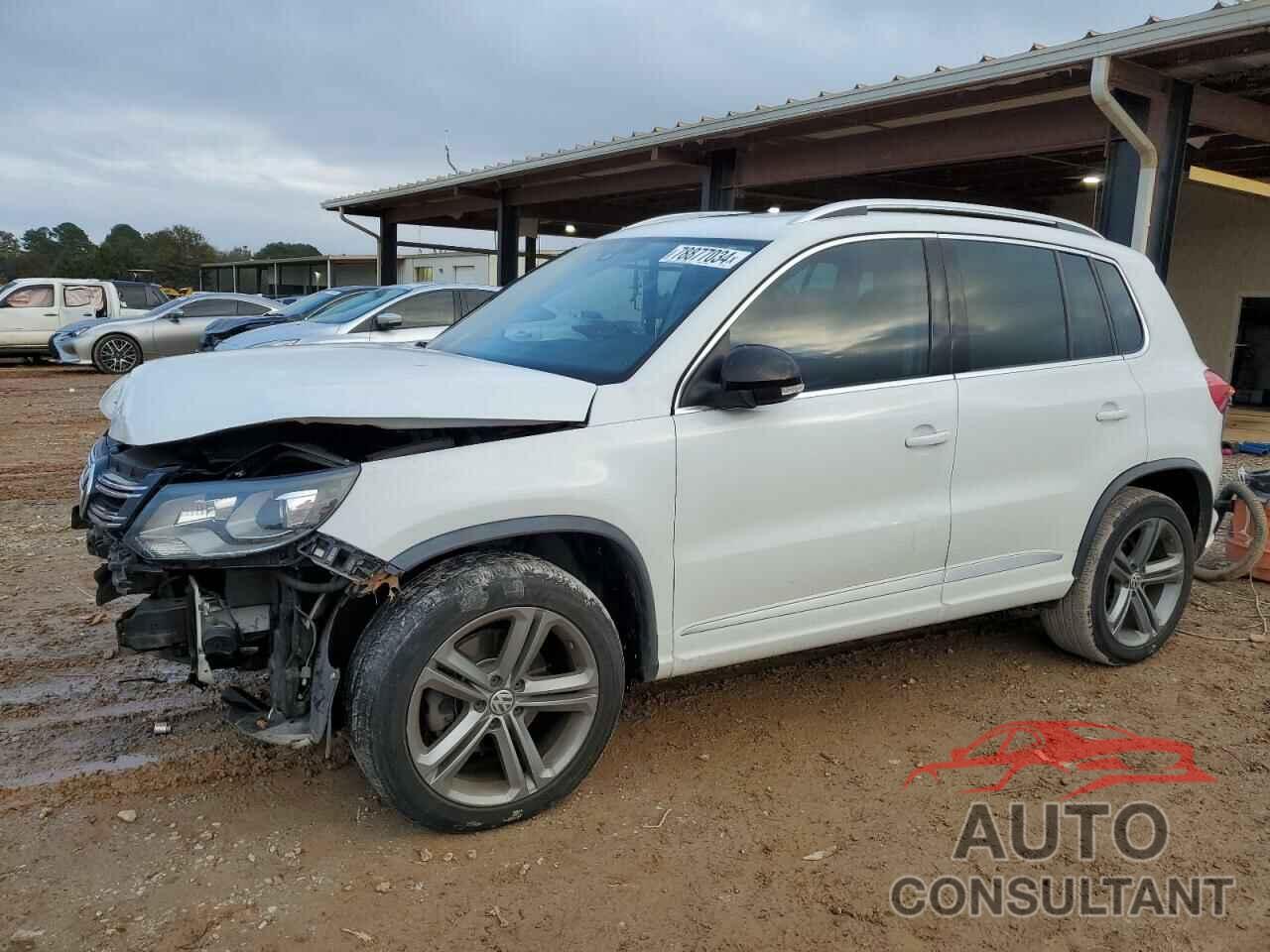 VOLKSWAGEN TIGUAN 2017 - WVGTV7AXXHW511058