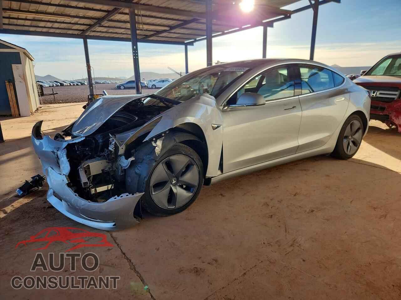 TESLA MODEL 3 2018 - 5YJ3E1EB7JF096209