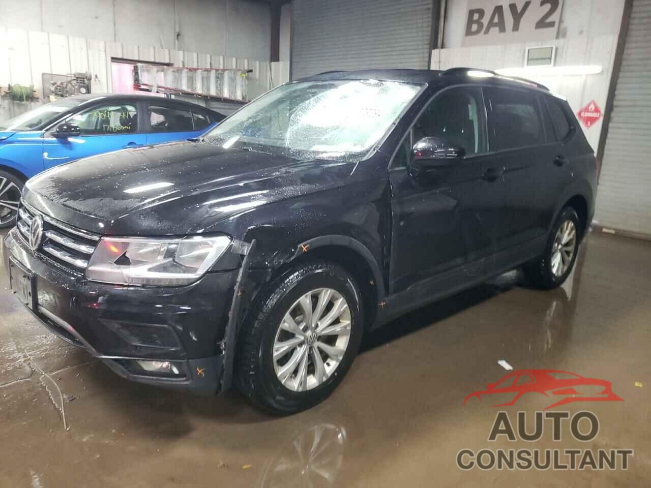 VOLKSWAGEN TIGUAN 2018 - 3VV1B7AX4JM015667