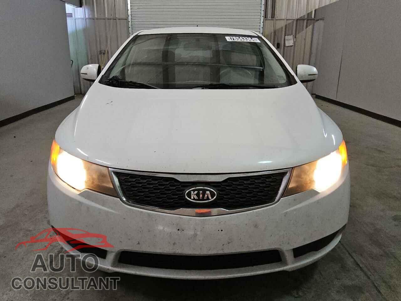 KIA FORTE 2013 - KNAFU4A22D5728009