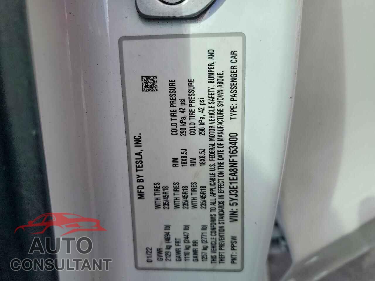 TESLA MODEL 3 2022 - 5YJ3E1EA8NF163400