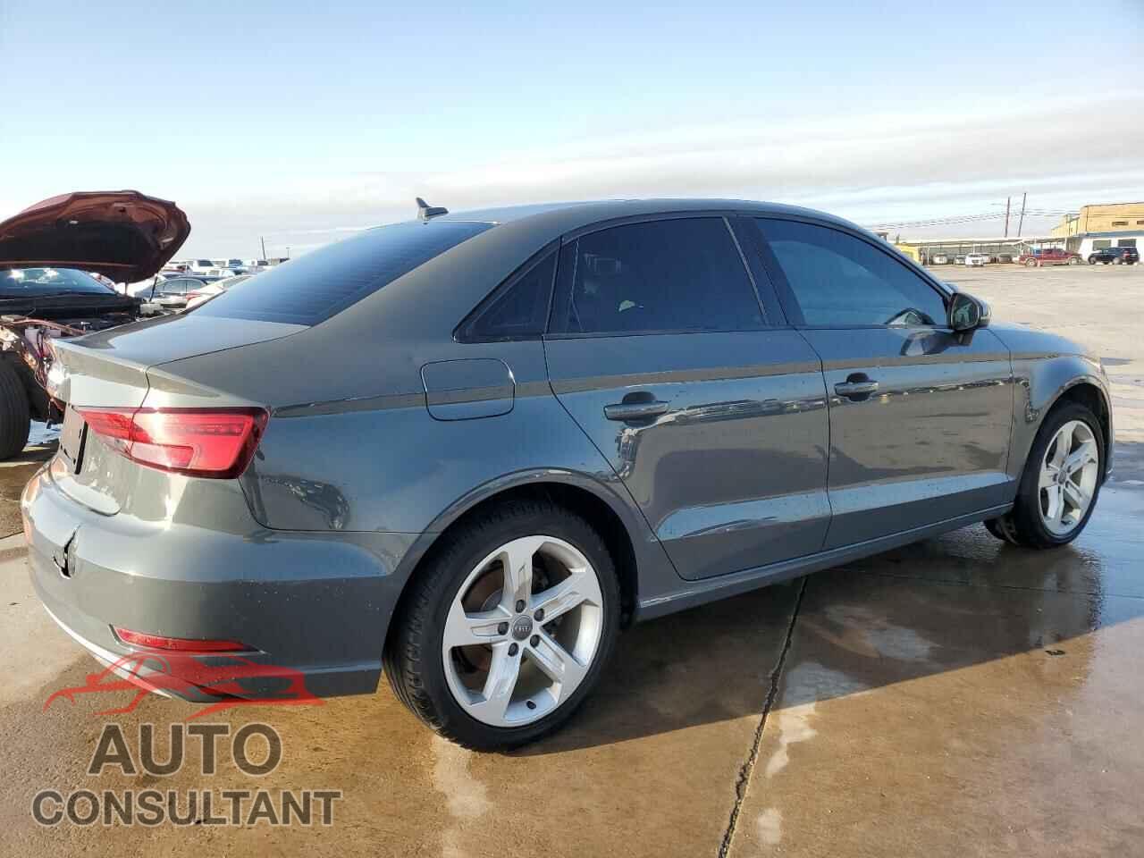 AUDI A3 2017 - WAUAUGFF2H1053007