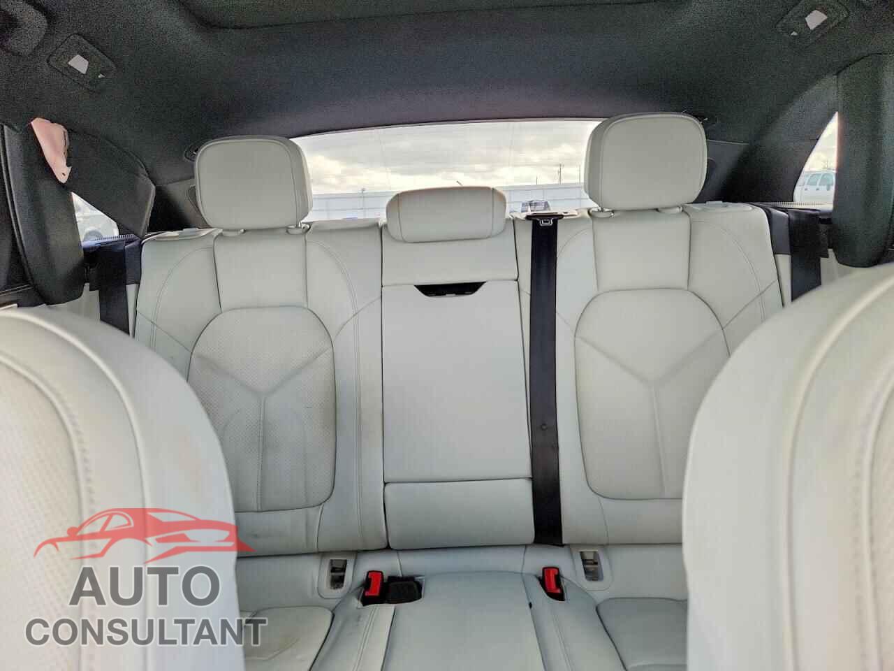 PORSCHE MACAN 2024 - WP1AA2A58RLB07637