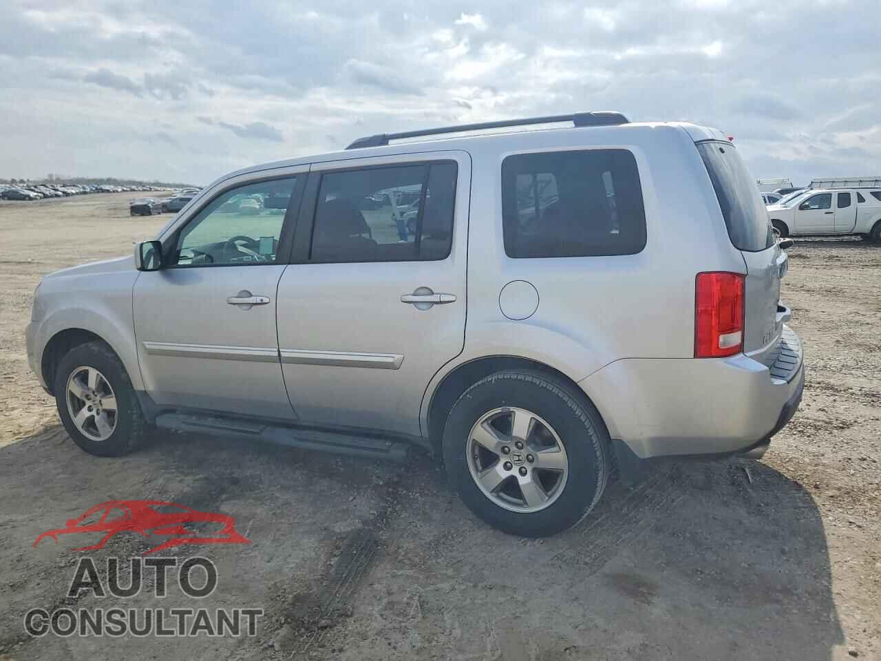 HONDA PILOT 2011 - 5FNYF3H54BB045742