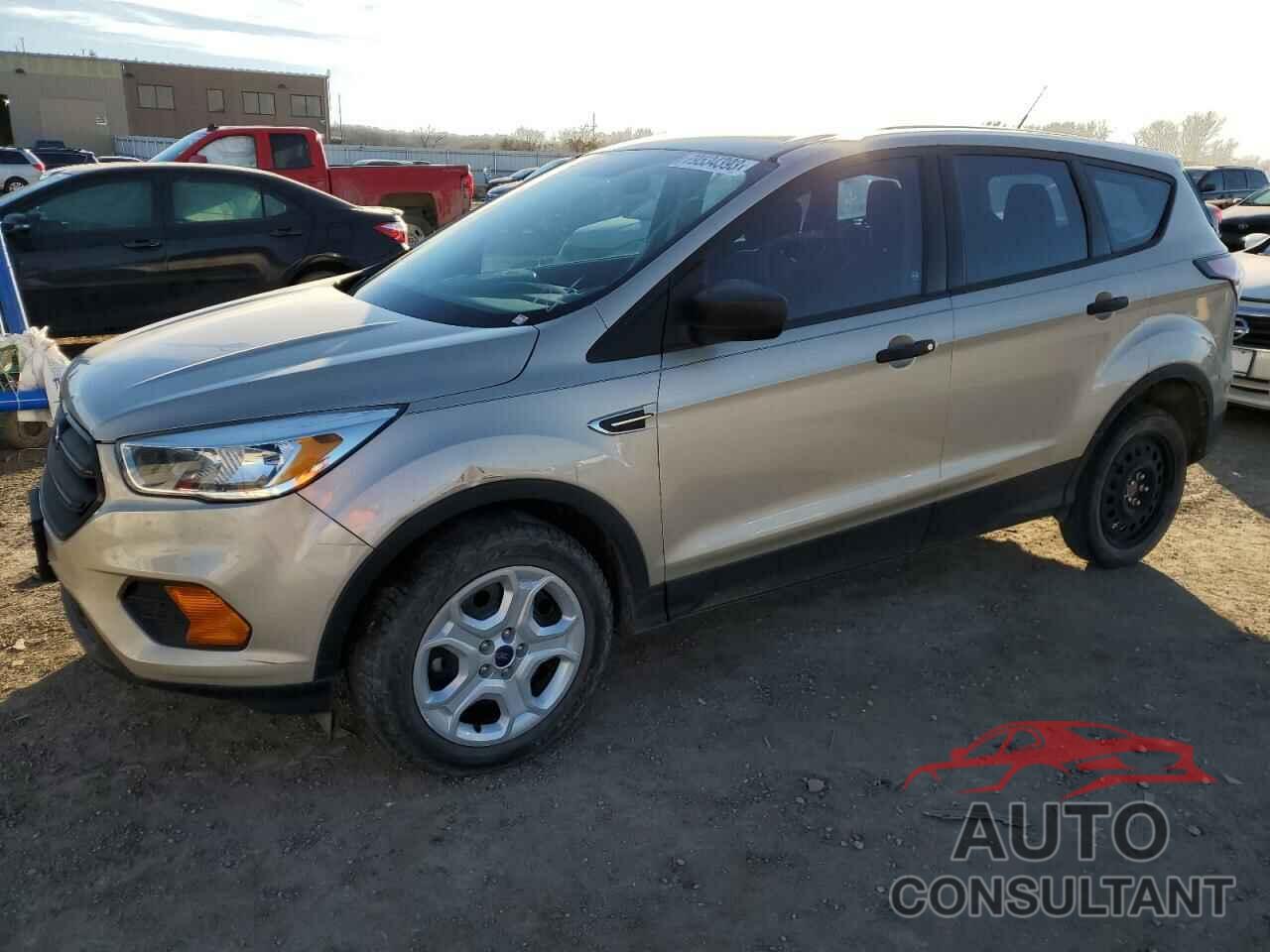 FORD ESCAPE 2017 - 1FMCU0F73HUA38568