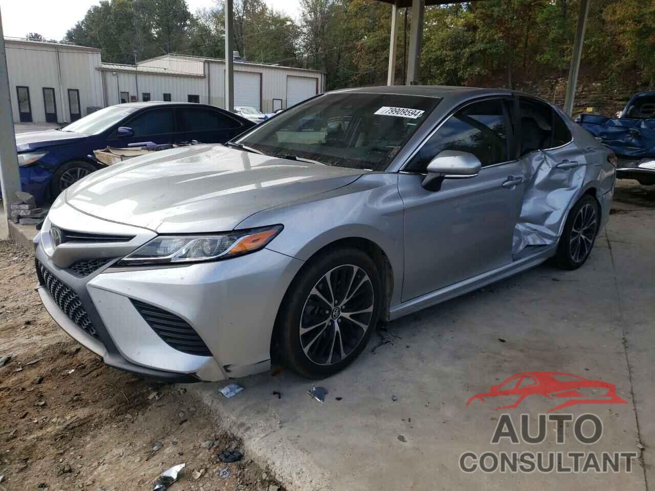 TOYOTA CAMRY 2018 - 4T1B11HK9JU016544