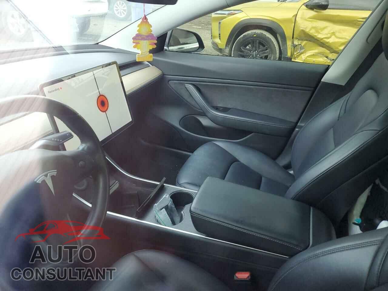 TESLA MODEL 3 2018 - 5YJ3E1EB5JF073012