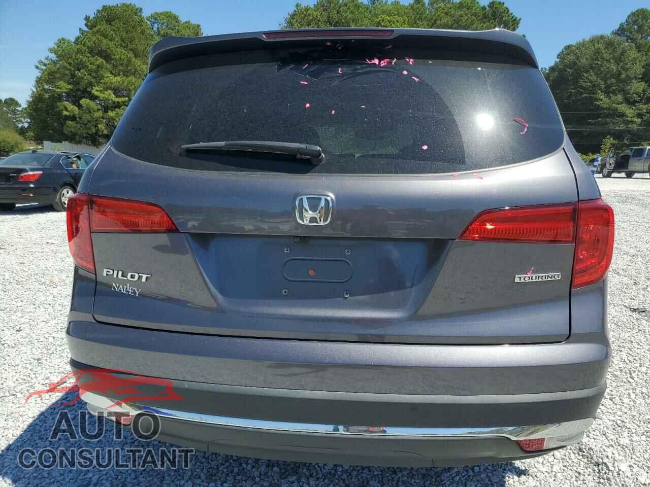 HONDA PILOT 2017 - 5FNYF5H96HB036371