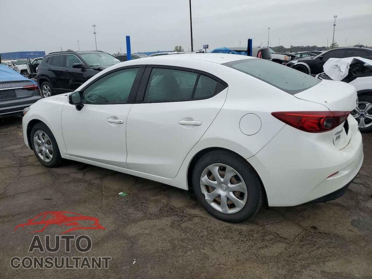MAZDA 3 2018 - 3MZBN1U70JM203795