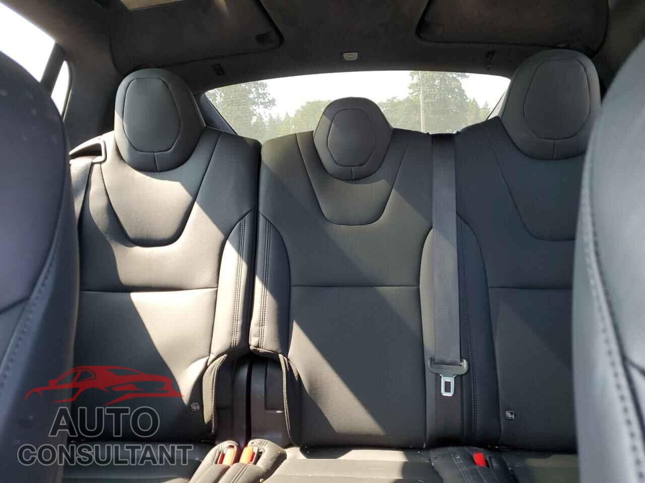 TESLA MODEL X 2024 - 7SAXCDE58RF453527