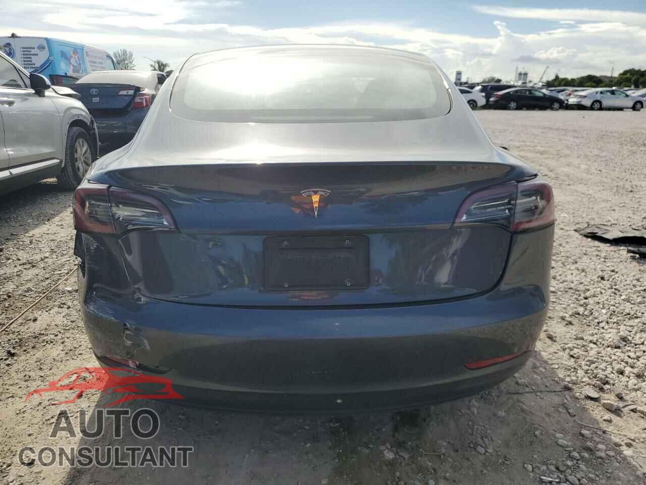 TESLA MODEL 3 2023 - 5YJ3E1EA7PF487196