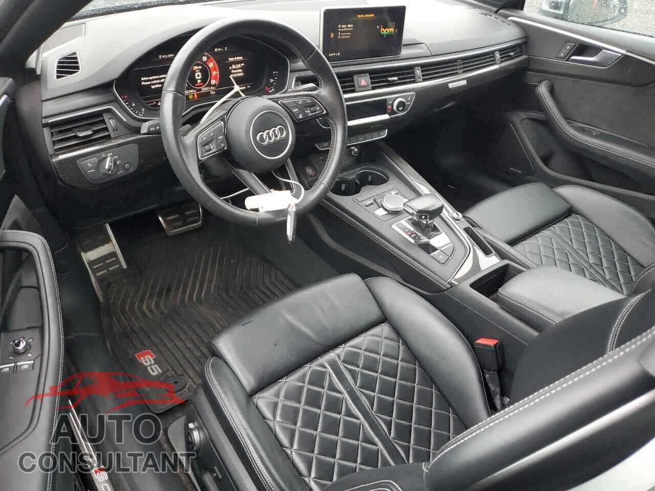 AUDI S5/RS5 2018 - WAUP4AF59JA070861
