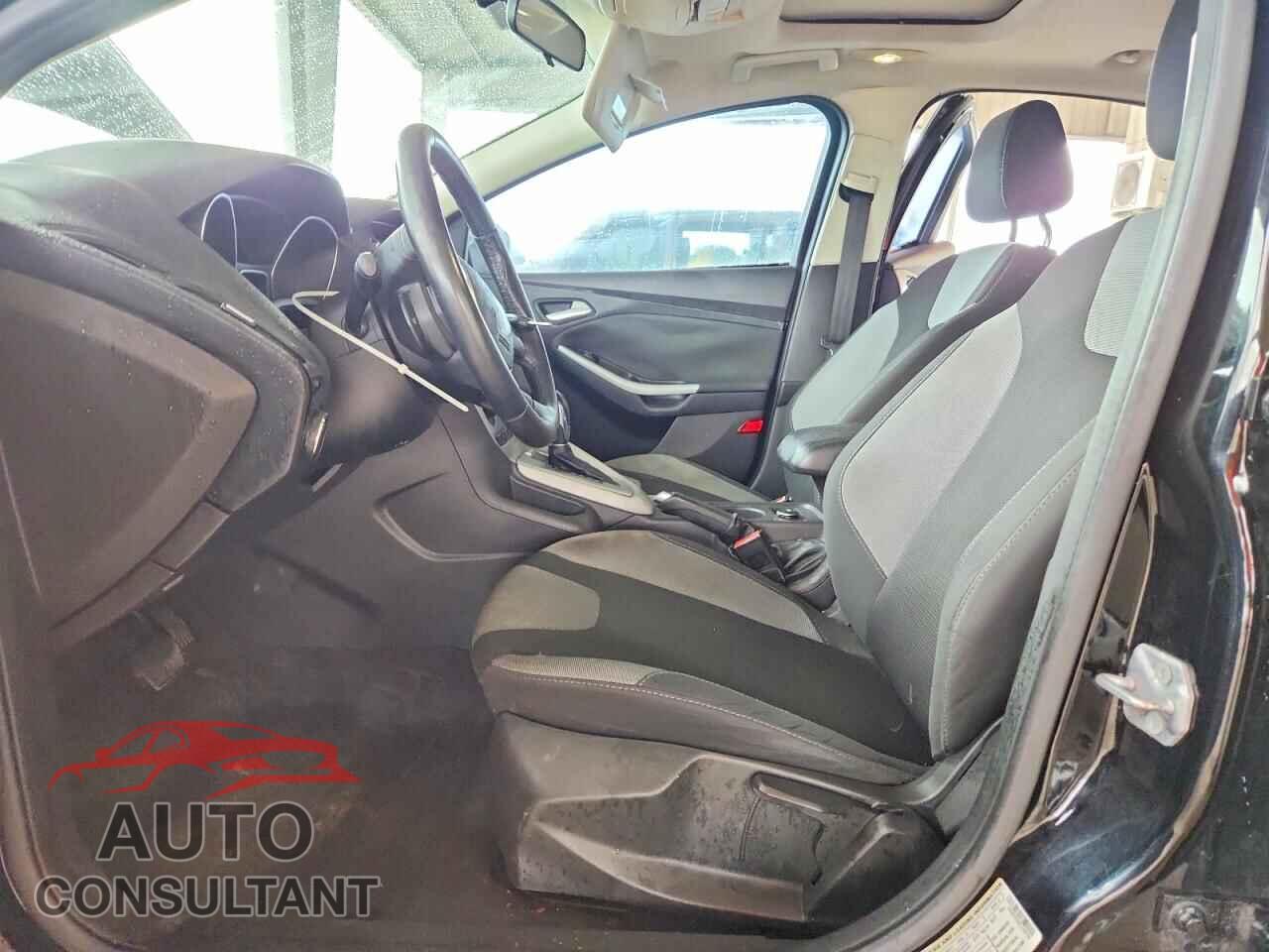 FORD FOCUS 2012 - 1FAHP3F2XCL248726