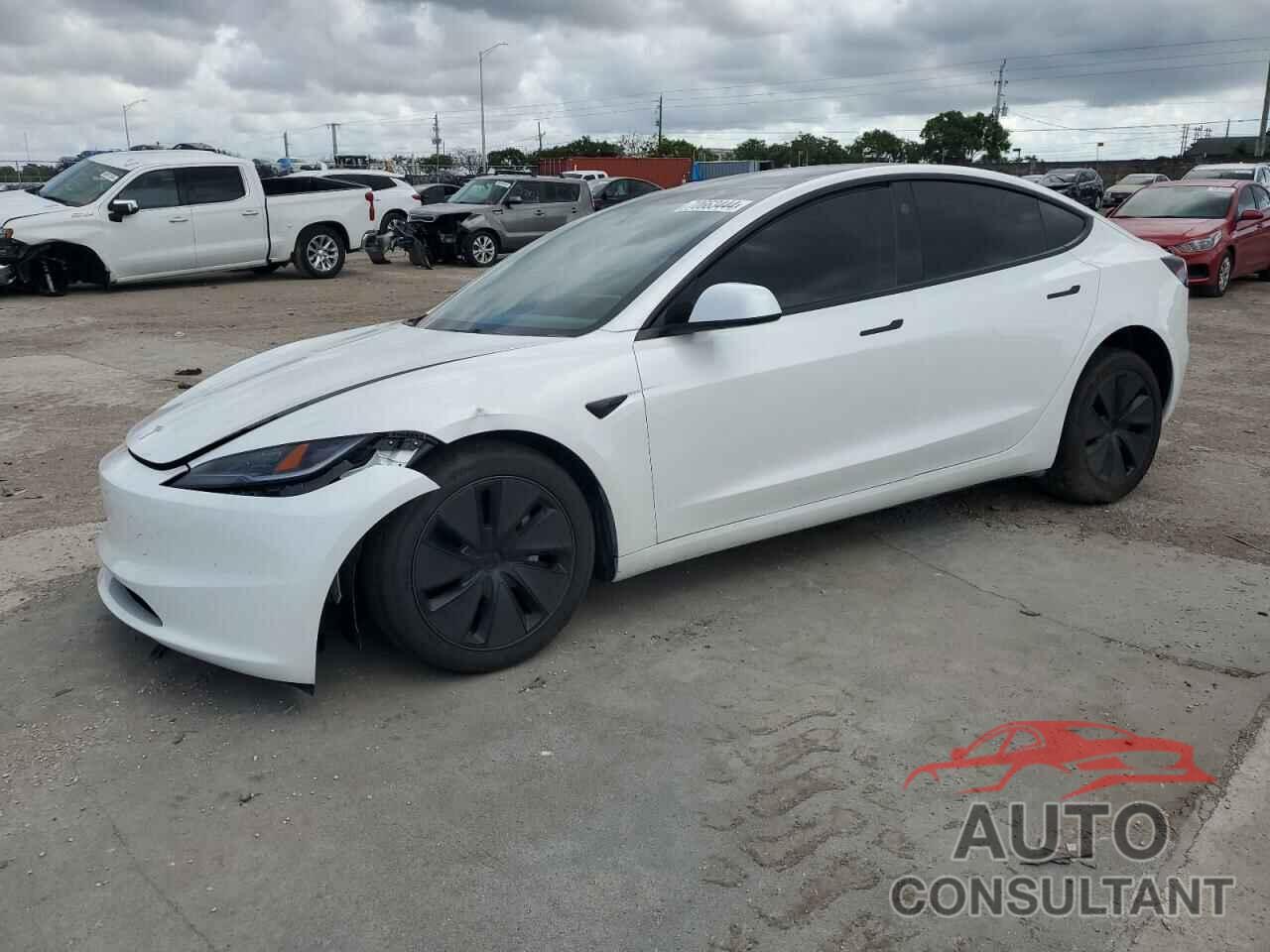 TESLA MODEL 3 2024 - 5YJ3E1EA7RF733070