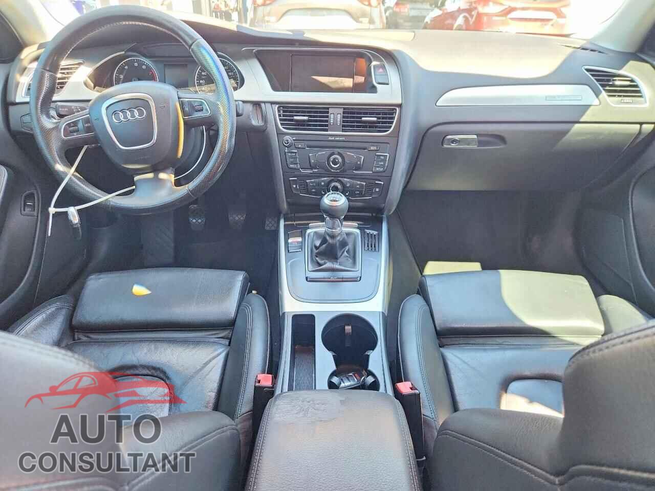 AUDI A4 2011 - WAUDFAFL9BA064748