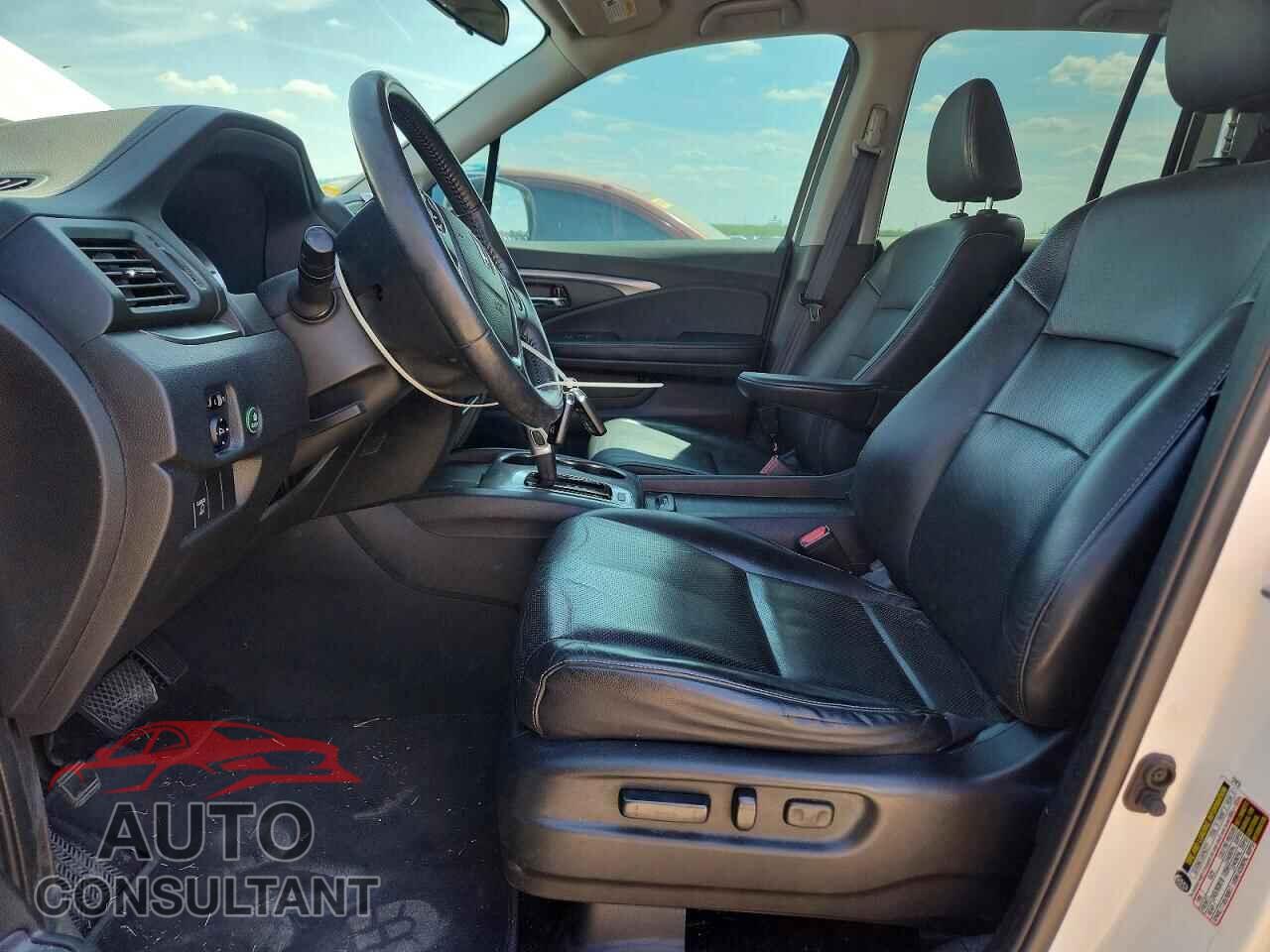 HONDA RIDGELINE 2017 - 5FPYK2F56HB002464