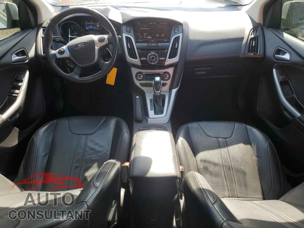 FORD FOCUS 2014 - 1FADP3K24EL228141