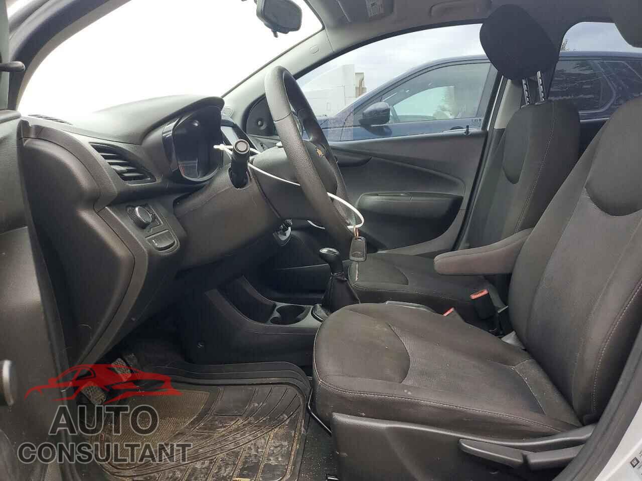 CHEVROLET SPARK 2017 - KL8CA6SA2HC838388