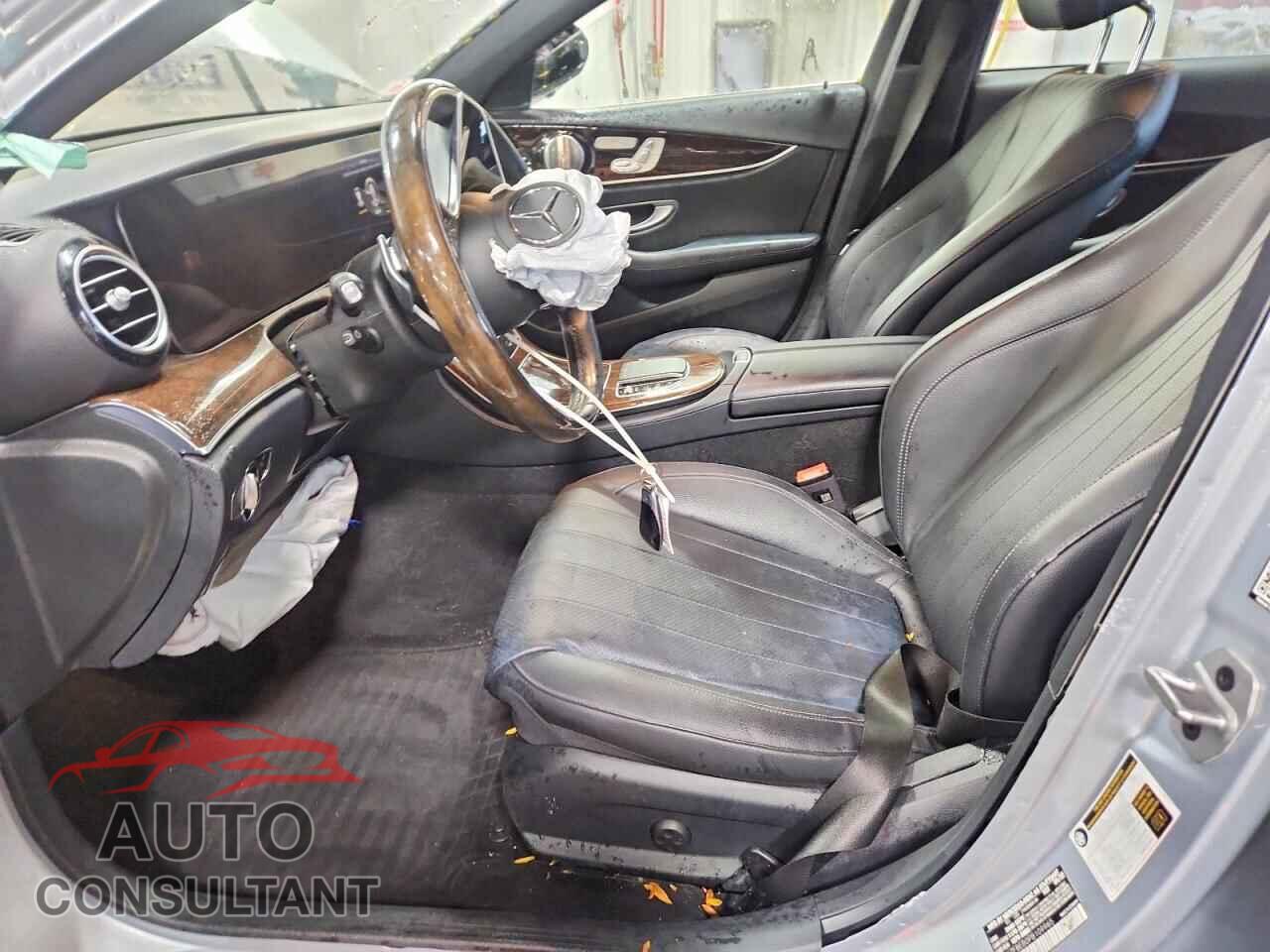 MERCEDES-BENZ E-CLASS 2023 - W1KZF8EB0PB109965