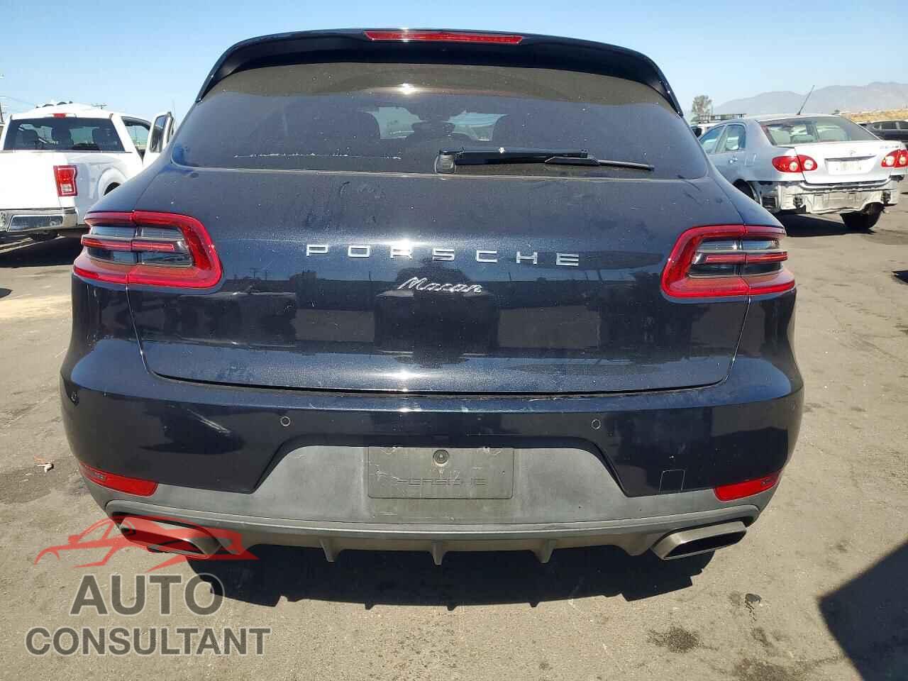 PORSCHE MACAN 2018 - WP1AA2A59JLB00104