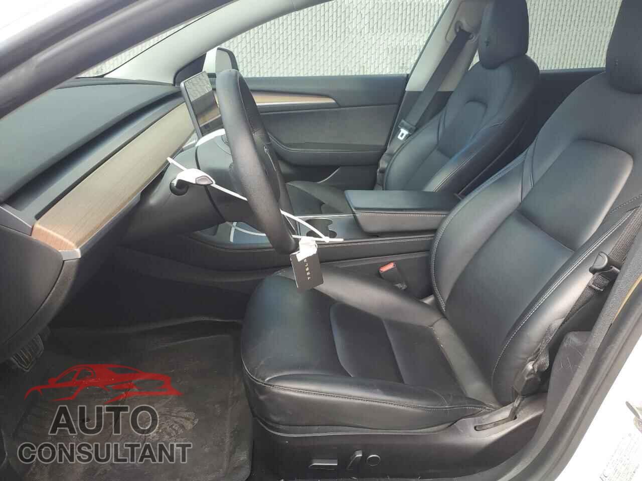 TESLA MODEL 3 2021 - 5YJ3E1EA7MF976614