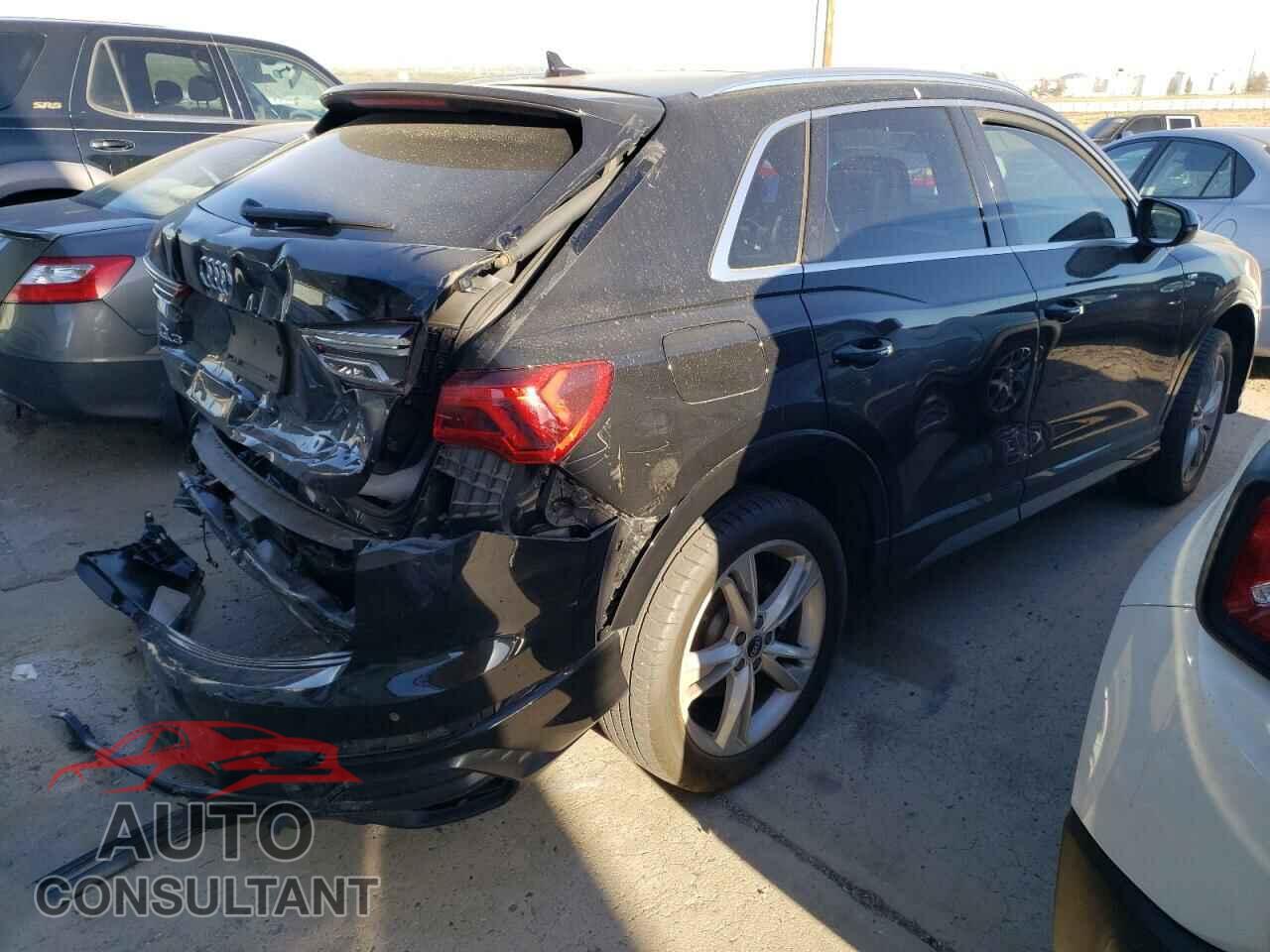 AUDI Q3 2021 - WA1EECF38M1046549