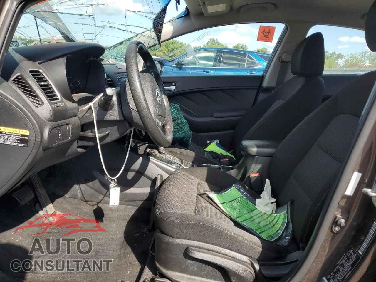 KIA FORTE 2017 - 3KPFK4A79HE134306