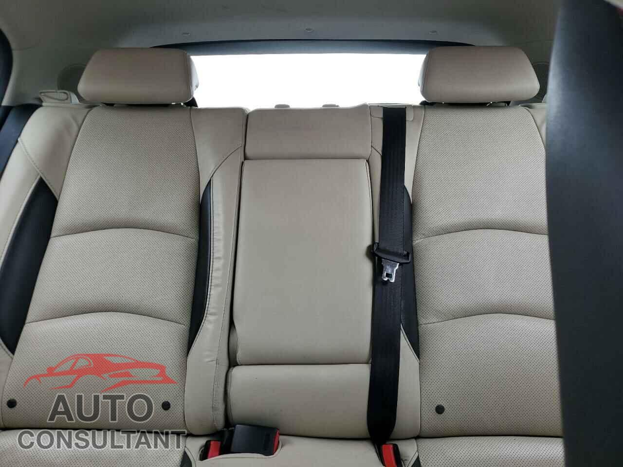 MAZDA 3 2015 - JM1BM1M36F1224903