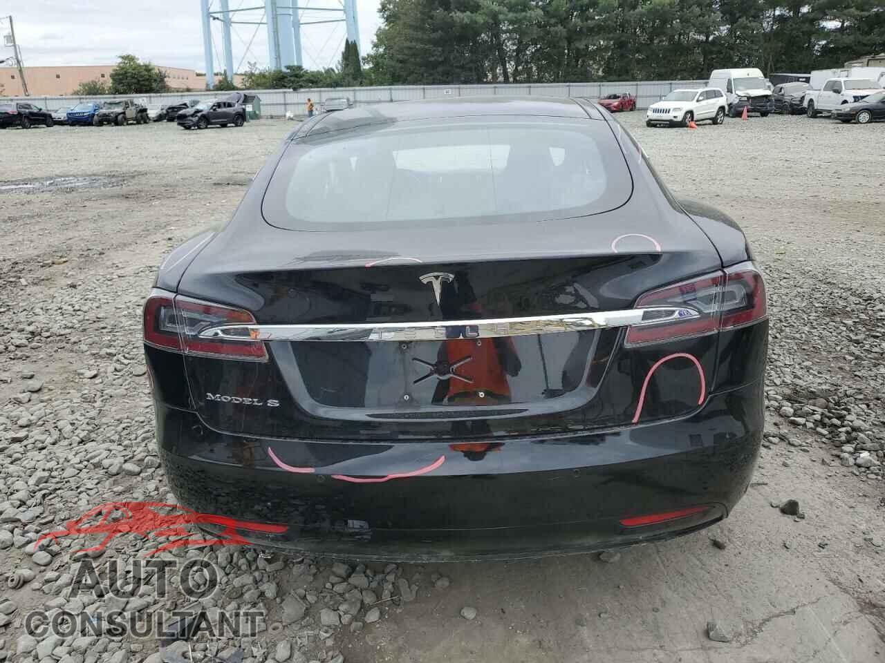 TESLA MODEL S 2016 - 5YJSA1E20GF152197