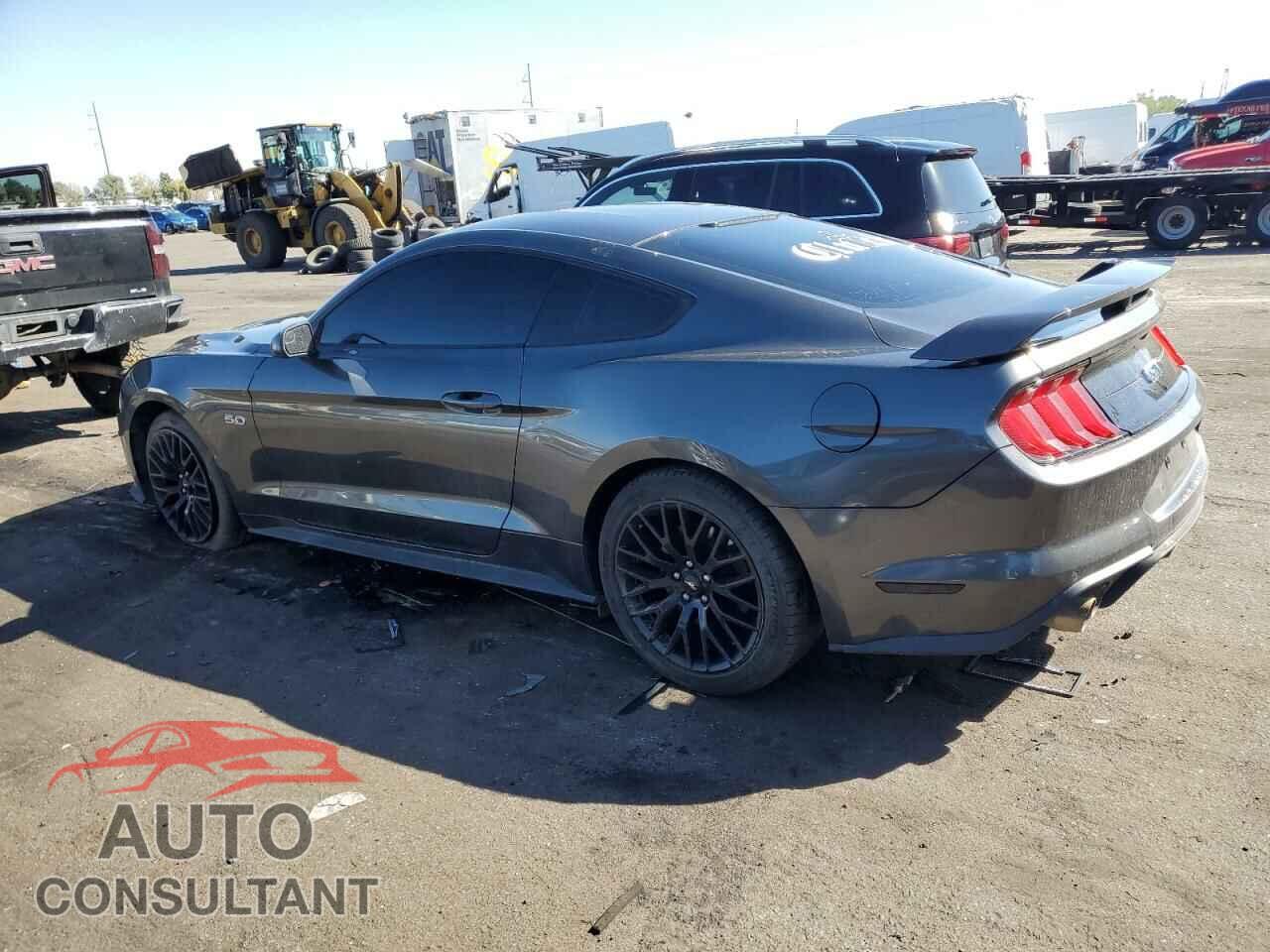 FORD MUSTANG 2018 - 1FA6P8CF4J5120799