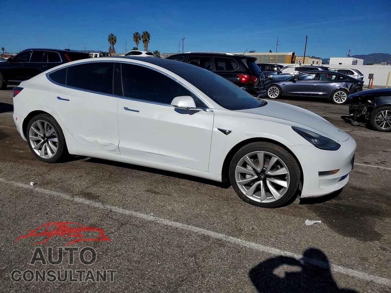 TESLA MODEL 3 2018 - 5YJ3E1EB9JF067682