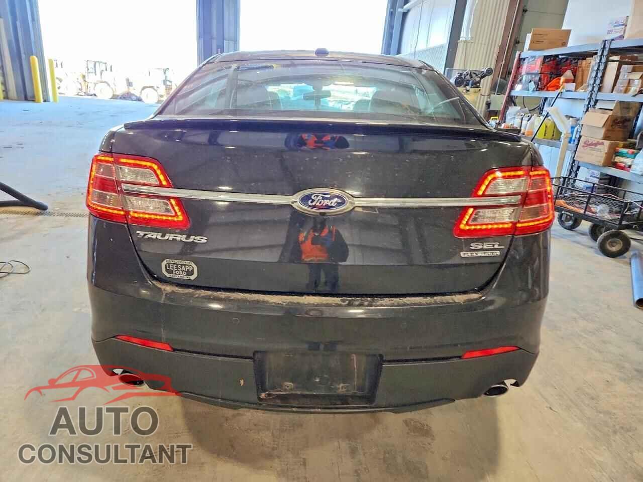 FORD TAURUS 2014 - 1FAHP2E82EG140547