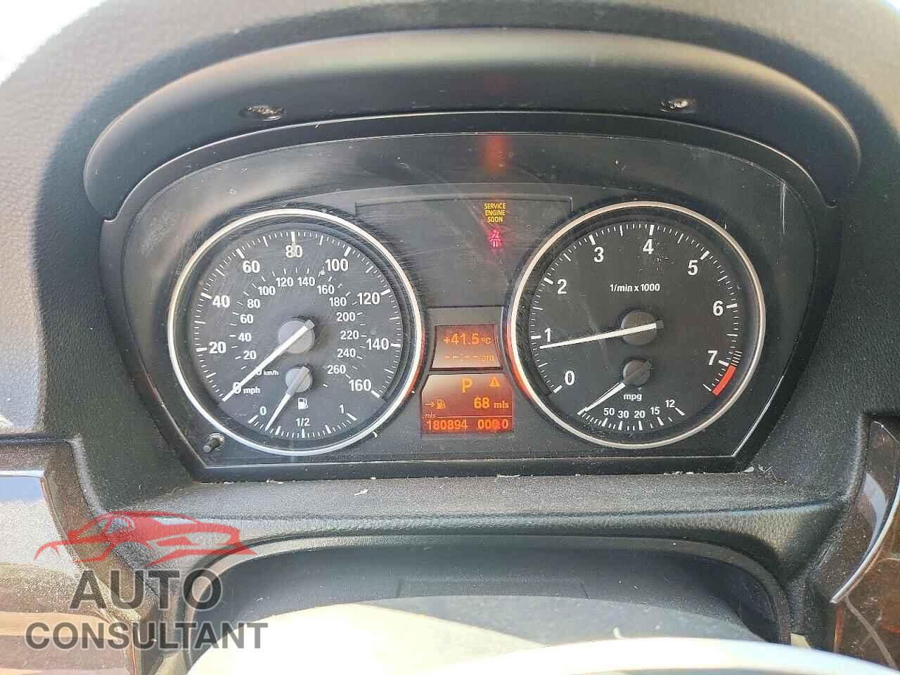 BMW 3 SERIES 2009 - WBAPH73599A173799