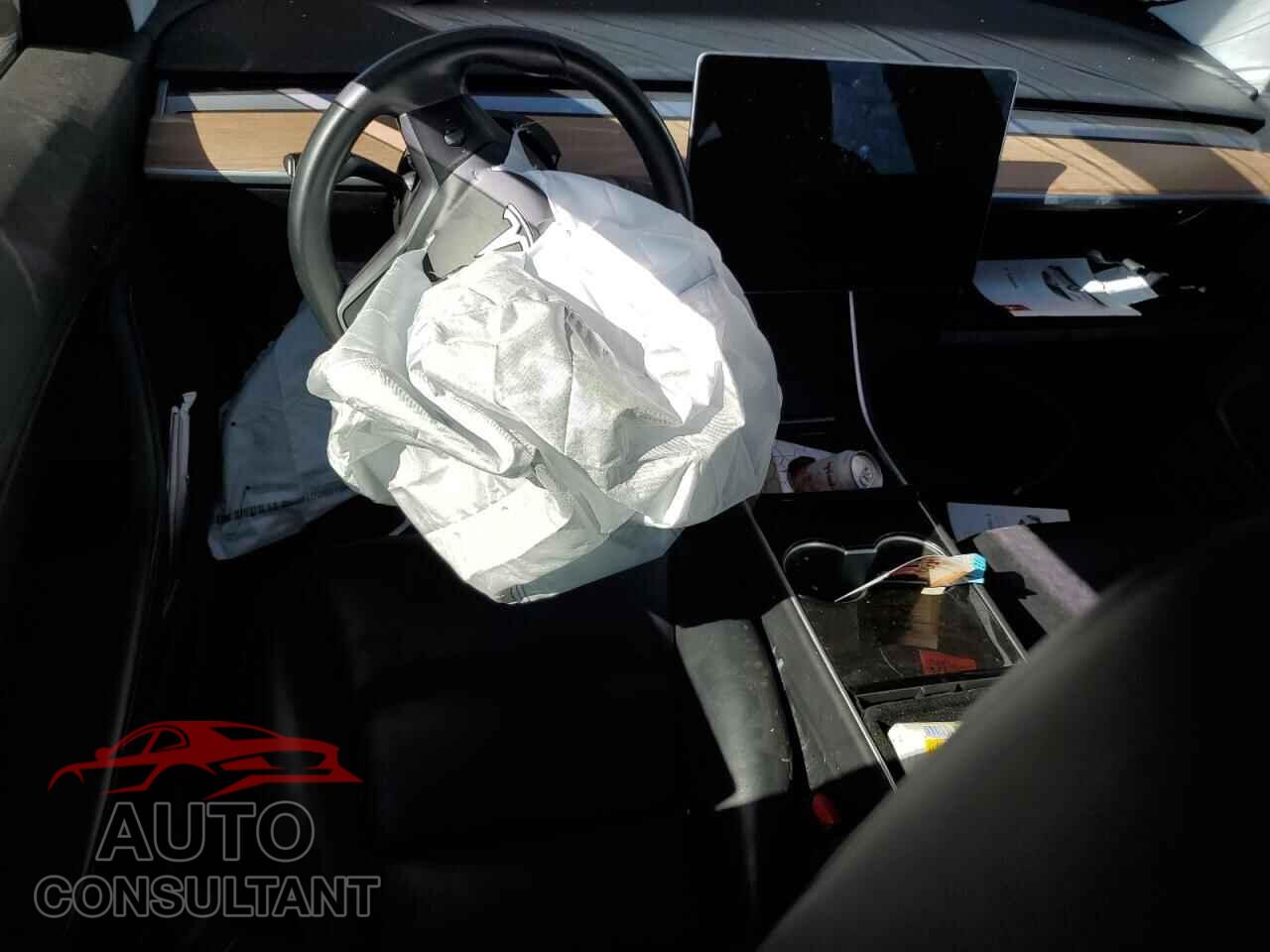 TESLA MODEL 3 2018 - 5YJ3E1EA8JF050993