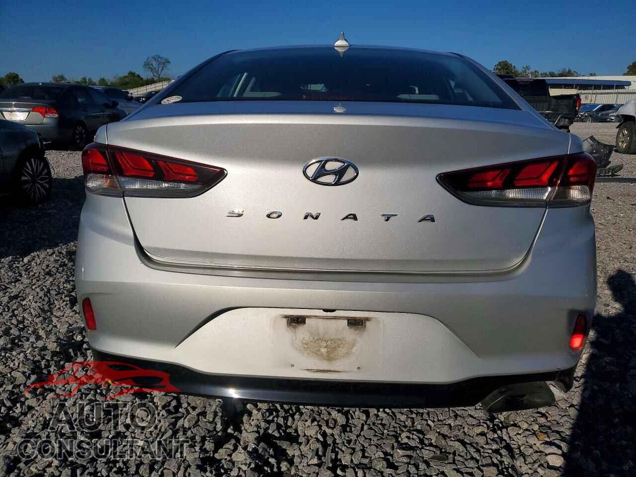 HYUNDAI SONATA 2018 - 5NPE34AF4JH654592