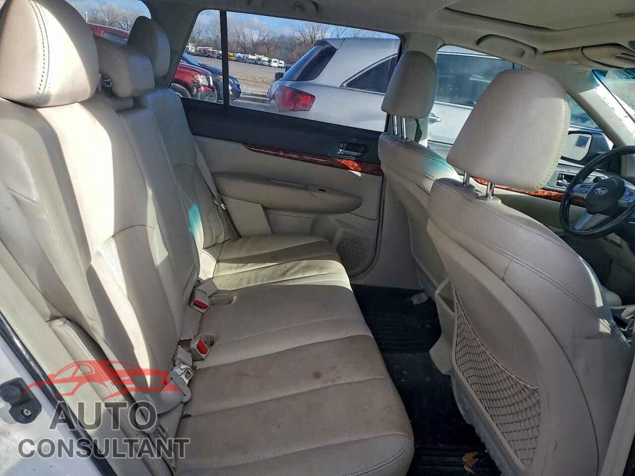 SUBARU OUTBACK 2011 - 4S4BRDKC1B2370843