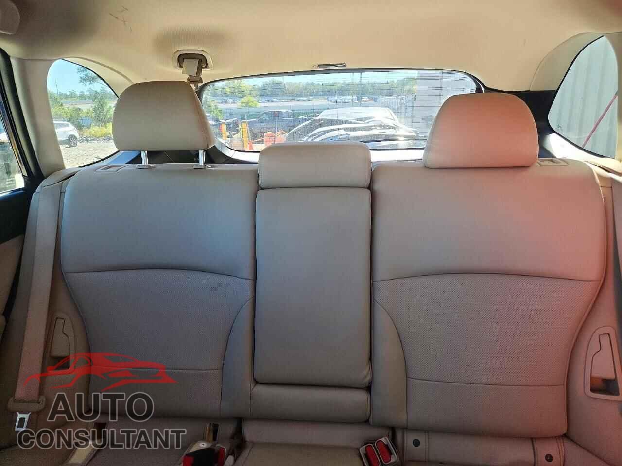 SUBARU OUTBACK 2017 - 4S4BSANC1H3403518