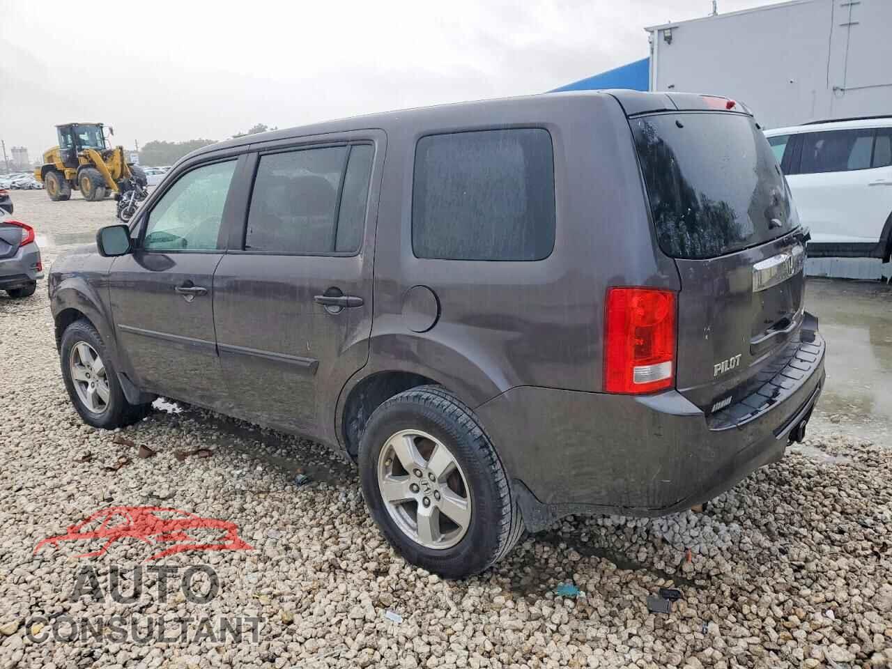 HONDA PILOT 2013 - 5FNYF4H22DB024547
