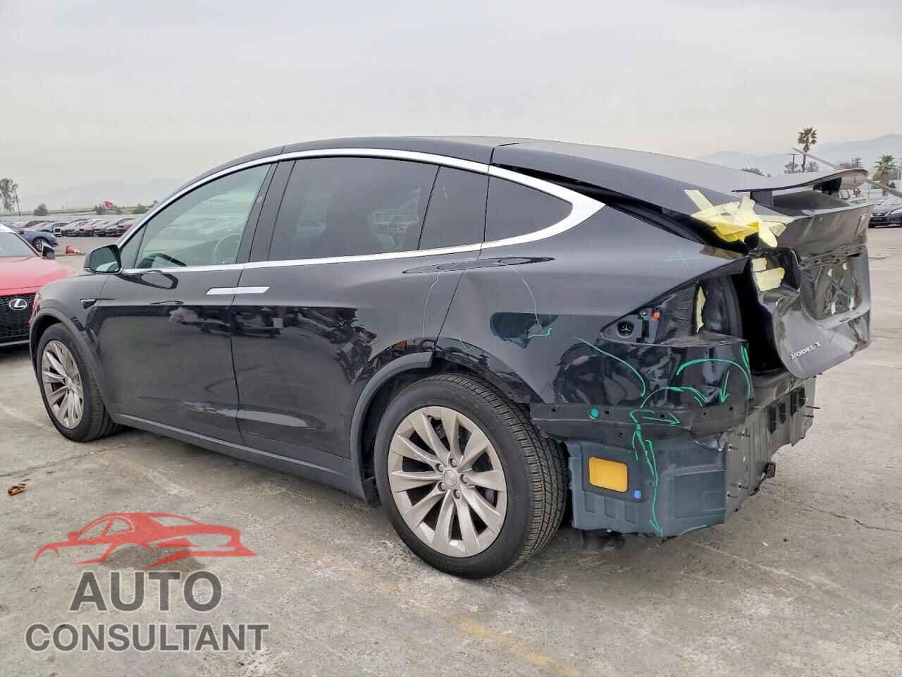 TESLA MODEL X 2017 - 5YJXCDE27HF044470